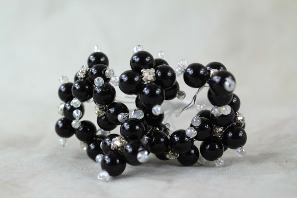 Black Pearl & rhinestone Clusters
