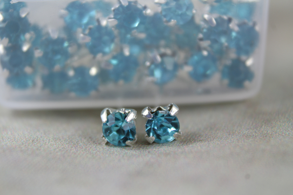 Tiffany Blue Diamante pins