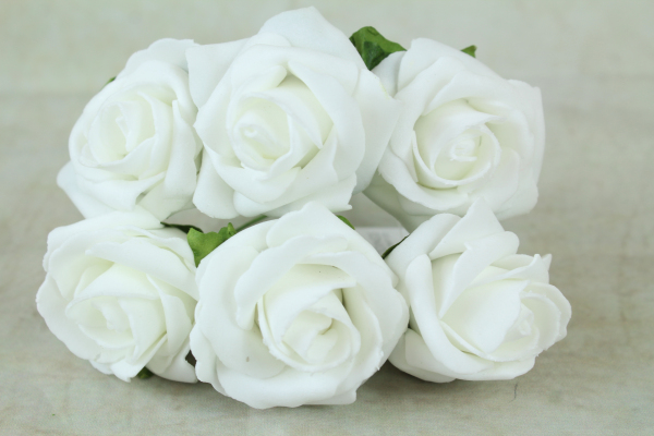 front view of the white foam rose bunch