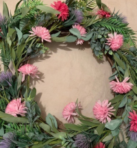 55cm-floral-wreath-on-twig-base