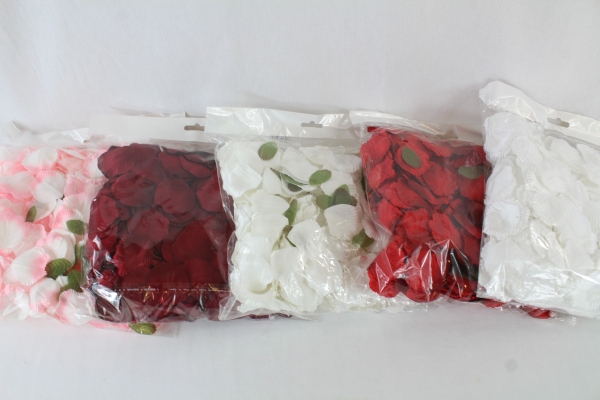 Bags of 500 Rose Petals