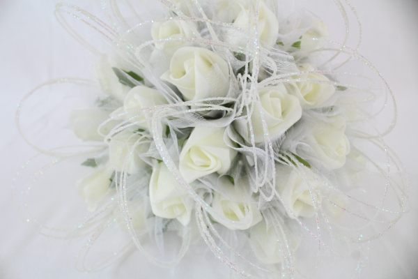 Posey Of 28 Foam Rose Buds With Tulle Wrap And Sparklers Ivory 